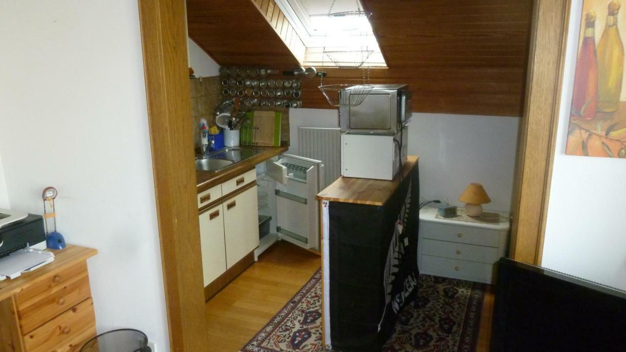 Ferienwohnung Gilching Exteriör bild