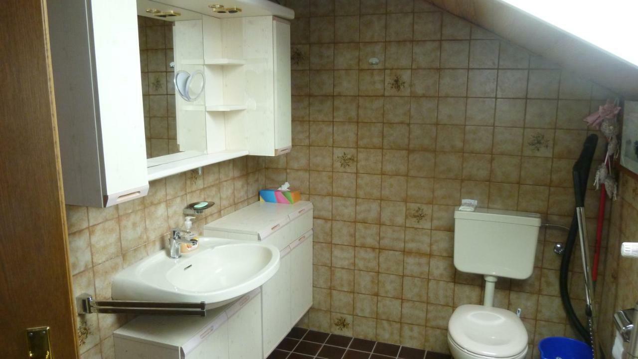Ferienwohnung Gilching Exteriör bild