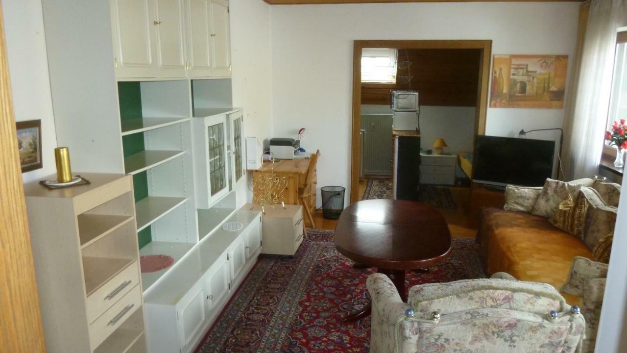 Ferienwohnung Gilching Exteriör bild
